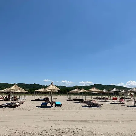 Oda ve Kahvaltı Primavera