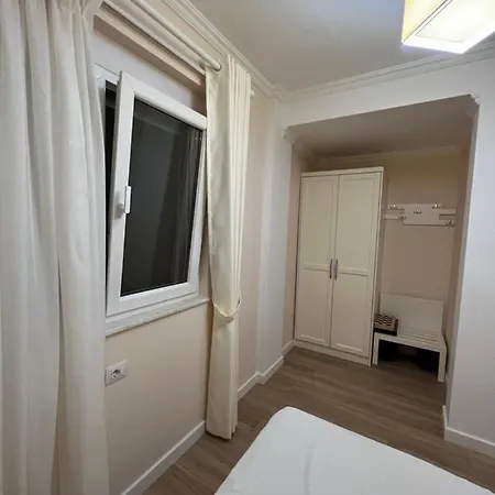 Primavera فندق مبيت وإفطار *