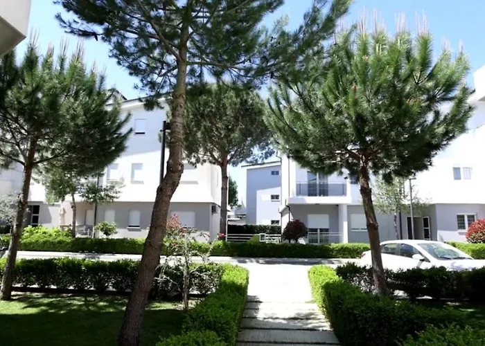 Frühstückspension Primavera Lalez