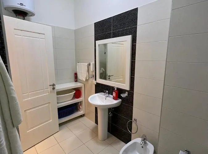 Primavera Frühstückspension Lalez