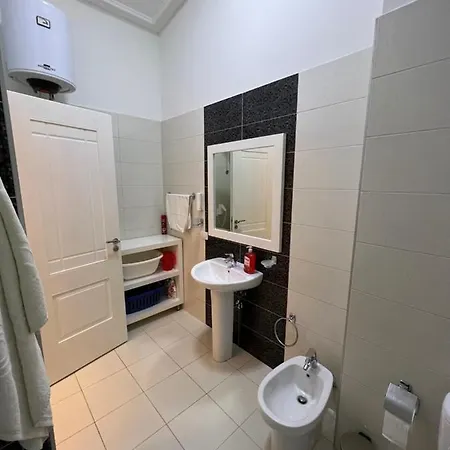 Primavera Bed and breakfast Lalez